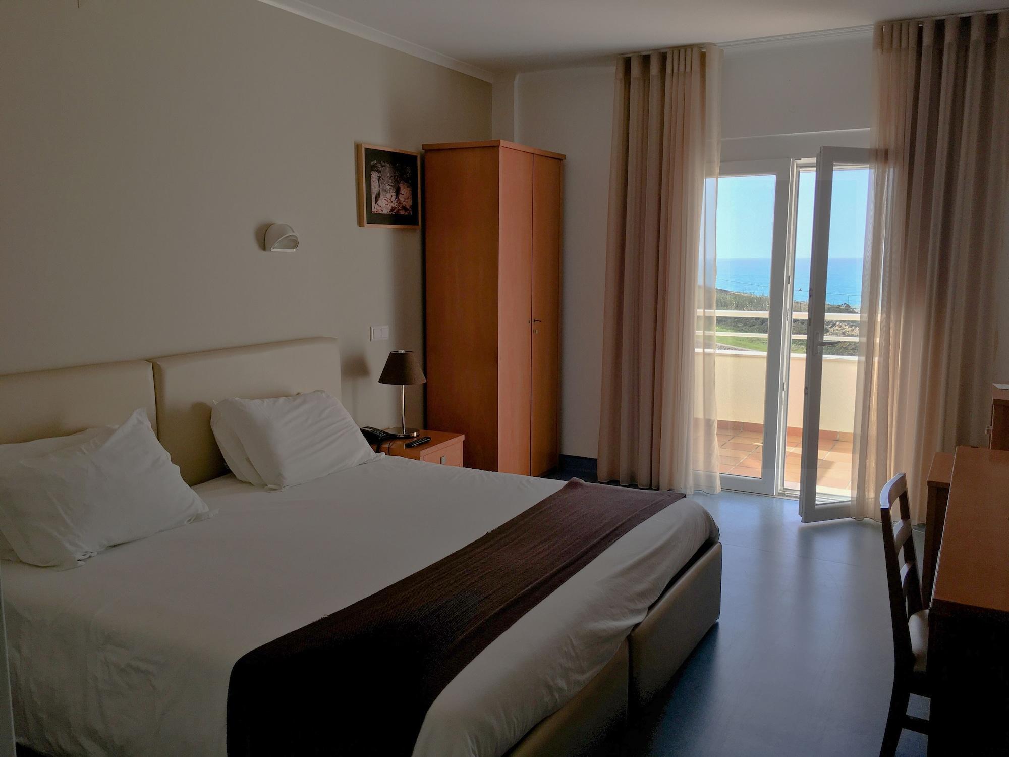 Wot Peniche Pinhalmar Hotel Exterior photo